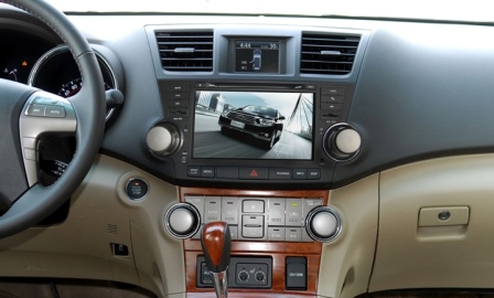 Как выбрать штатную магнитолу для своего Toyota Highlander
